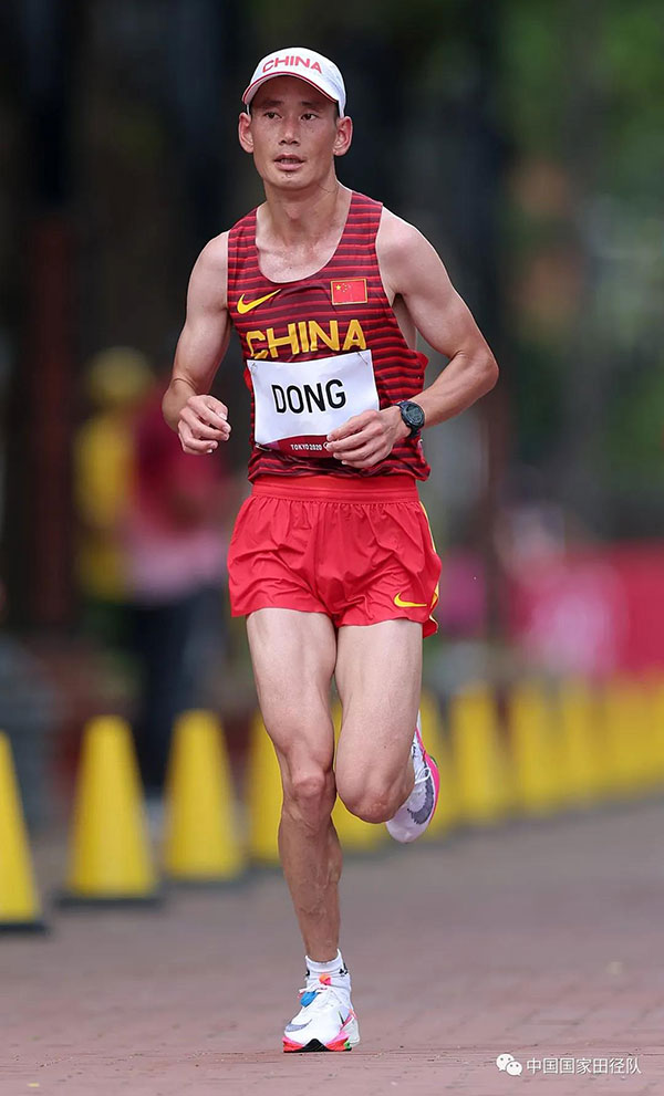 od体育网页版登录入口-田径男子马拉松比赛掀起狂潮，精彩上演的简单介绍