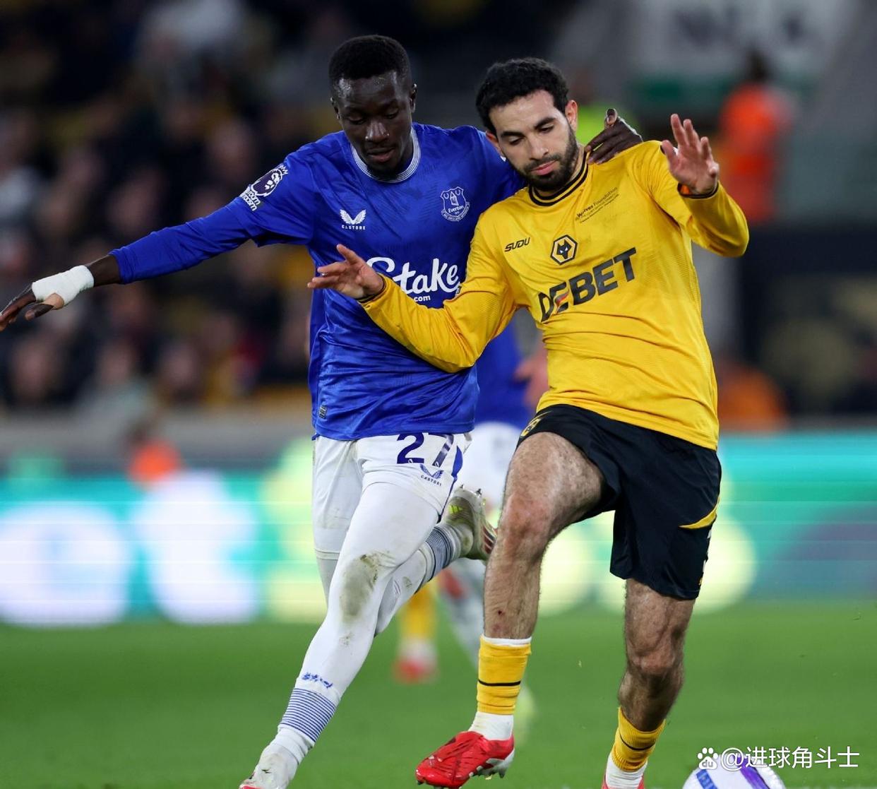 od体育官方入口-狼队惨遭血洗，失球惨淡面临保级危机