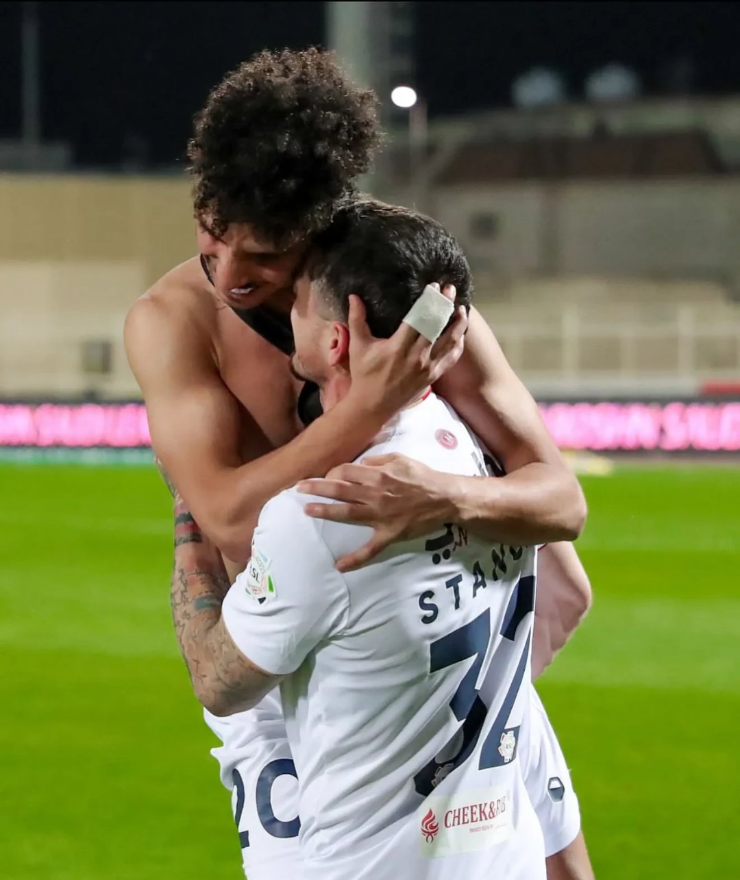 od体育网页版登录入口-帕尔马斯豪取主场三分，重返胜利之路