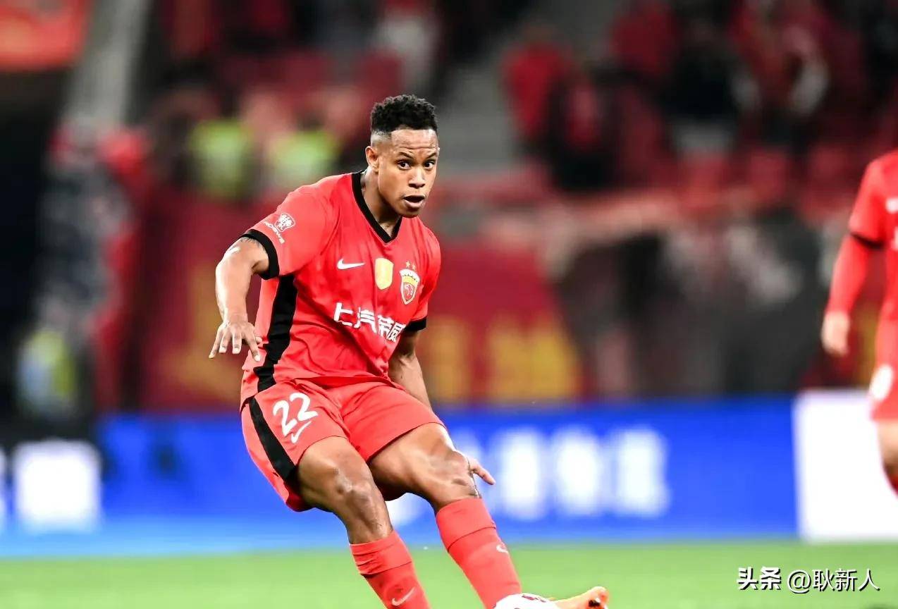 中超联赛球员疲于奔命，枕戈待发