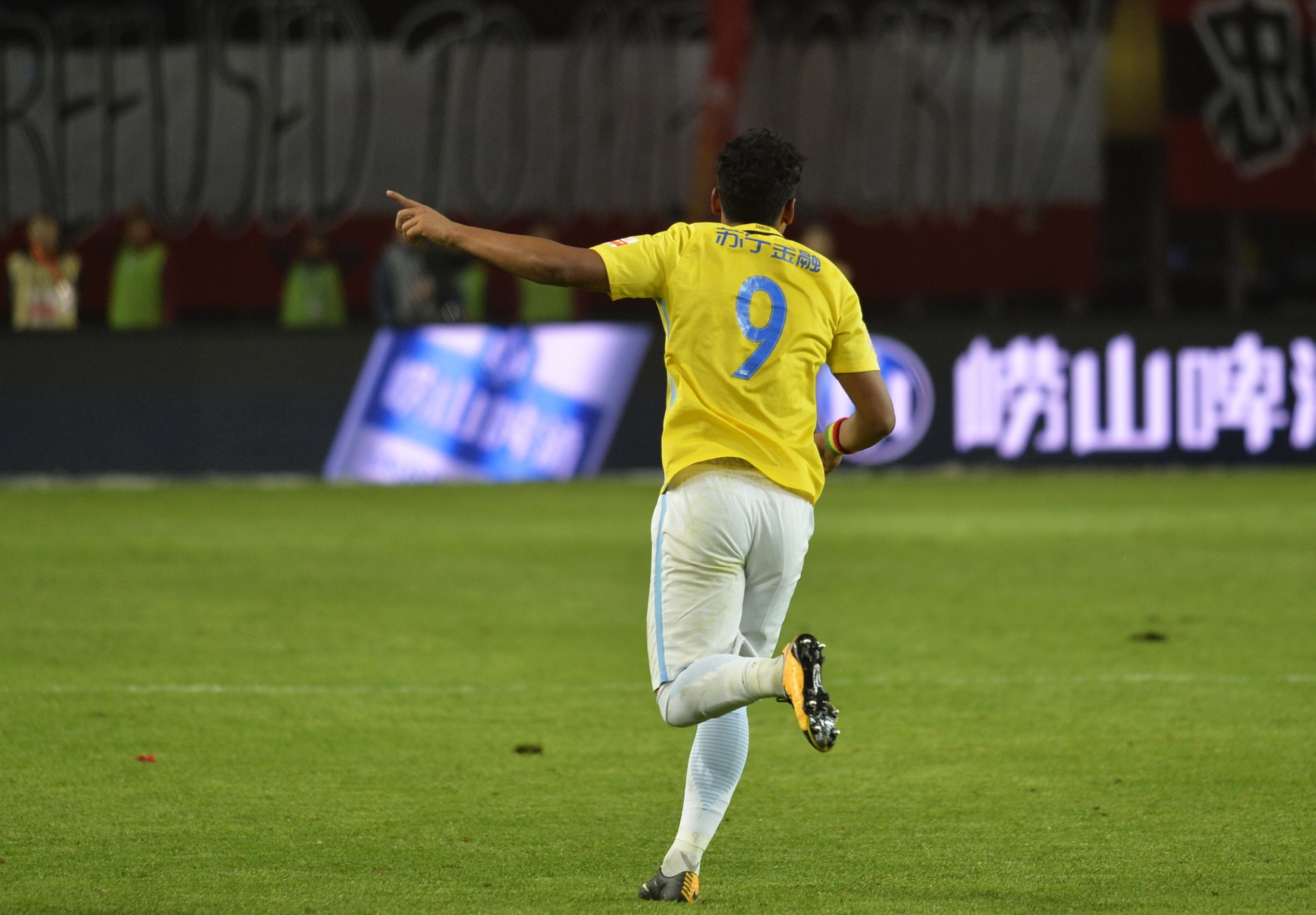 苏宁主场大胜延边，继续向前突进的简单介绍