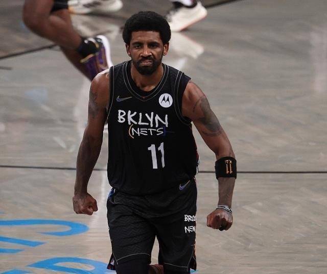 关于欧文爆发力挺篮网，狂轰45分带队逆转战胜老鹰的信息