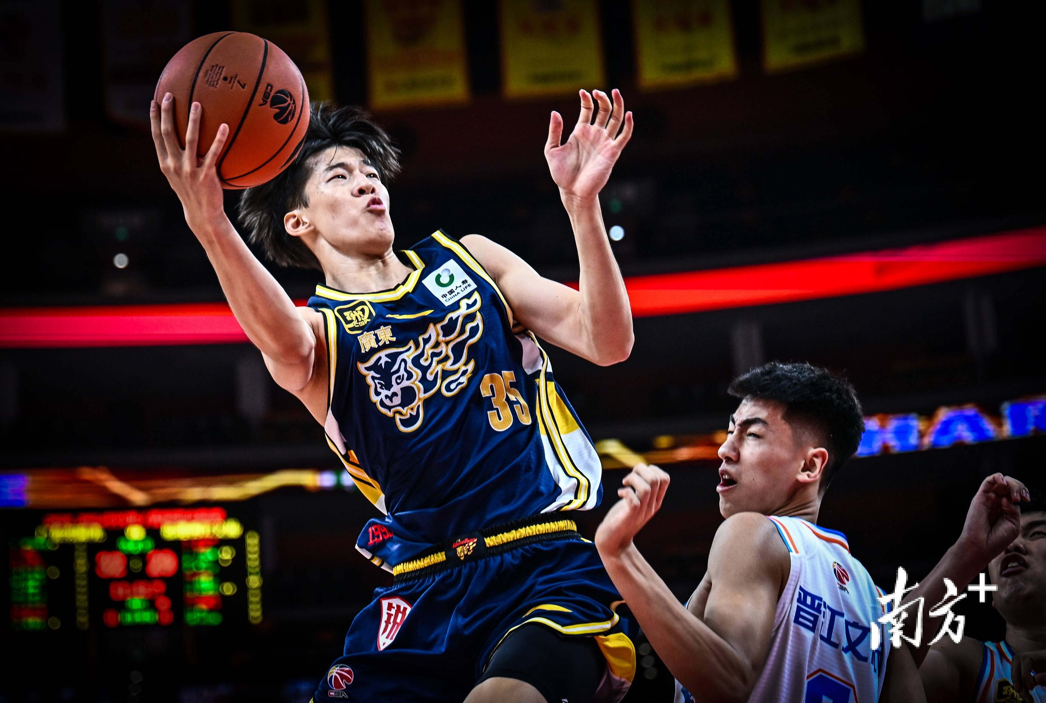 广东球队击败对手,获得胜利晋级 广东球队击败对手,获得胜利晋级